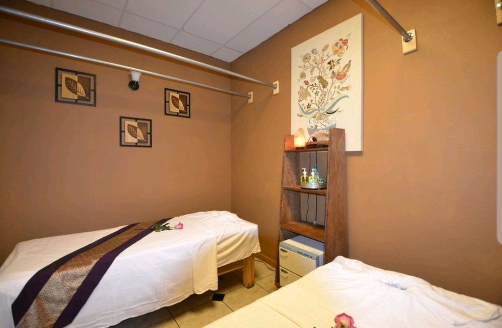 Amazing Thai Massage By Wendy Logo