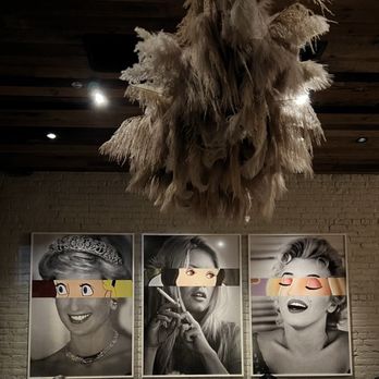 HIDE+SEEK - Inside first floor - New American Near Me - Chicago, Illinois