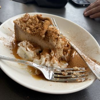 Katz's - Cinnamon Churro Cheesecake - Bars Near Me - Houston, Texas