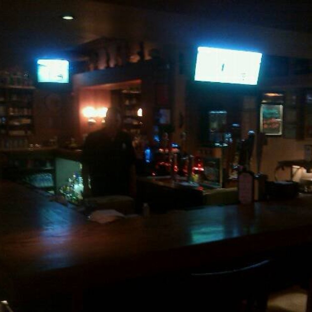 Full Moon Saloon - Sports Bars Near Me - Sedona, Arizona