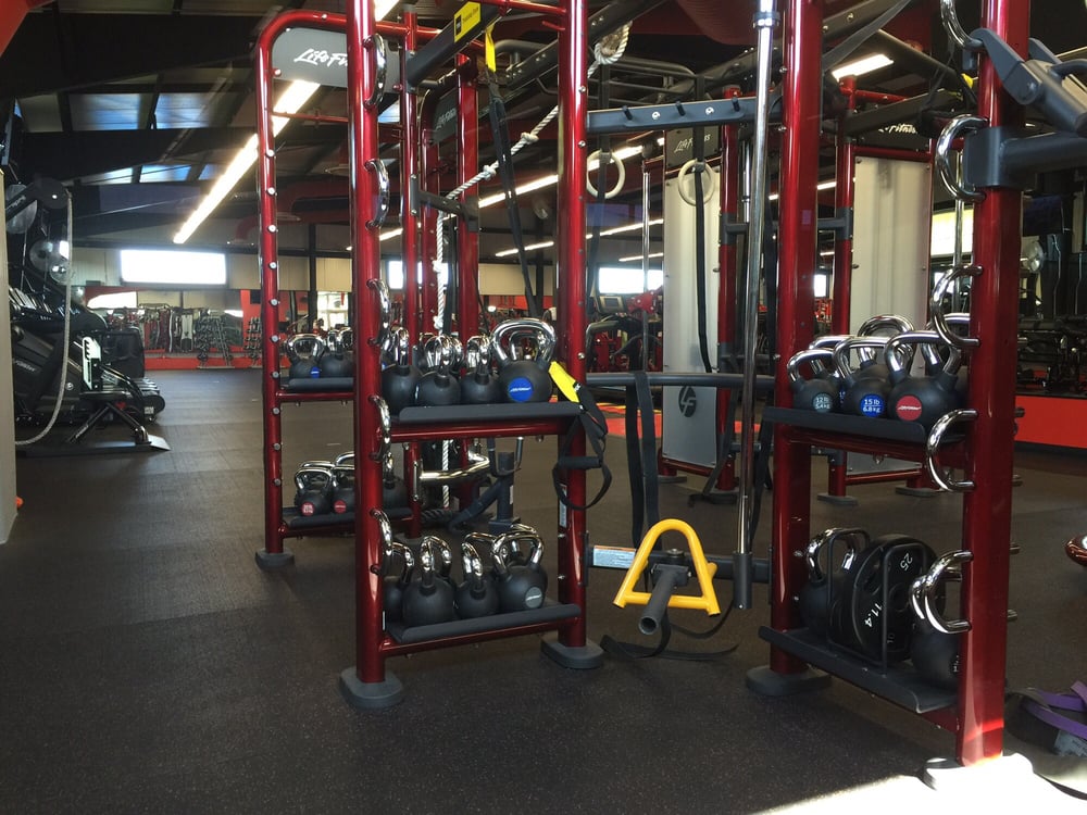 ALASKA FUNCTIONAL FITNESS Updated August 2024 6320 MacKay St