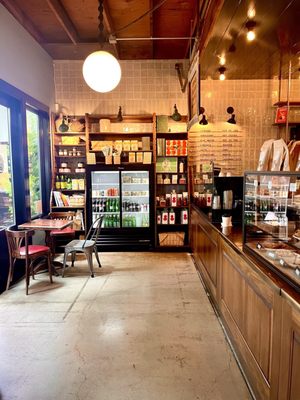 Haute Cakes Caffe by null