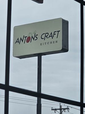 Anton's Craft Kitchen by null