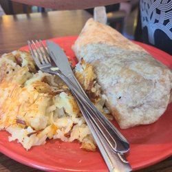 Eddie's Famous Cafe - Chile Verde burrito