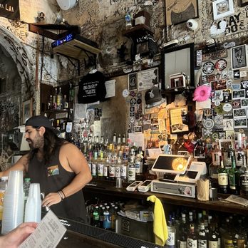 El Batey - Bar. - Dive Bars Near Me - San Juan, Puerto Rico