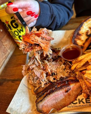 Paradise Deli & Grocery by null