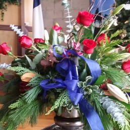 Lovely memorial arrangement.