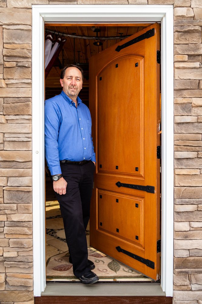 JEFF MONCHILOV JMW REAL ESTATE Contact Agent 465 N Franklin St