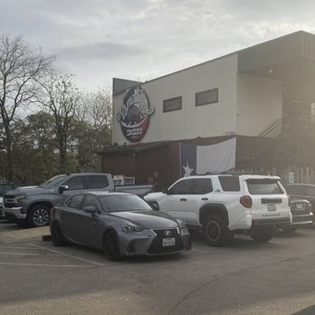 Armadillo Den - Bars Near Me - Austin, Texas