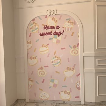 Hello Kitty Cafe - Picture spot - Cafes Near Me - Irvine, California