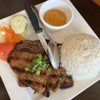 Bravo Pho - 35. Grilled Pork Chop with Jasmine Rice - Vietnamese Near Me - Levittown, Pennsylvania
