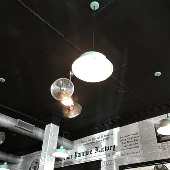 Brownstone Pancake Factory - Breakfast & Brunch Near Me - Edgewater, New Jersey