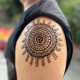 Tattoo and Henna