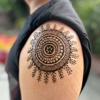 Henna Twinkle - Tattoo and Henna - Henna Artists Near Me