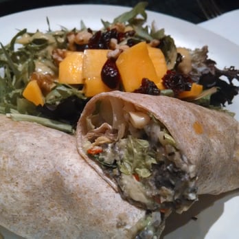Aqui Cal-Mex - Avocado Fresco roll up - Mexican Near Me - Campbell, California