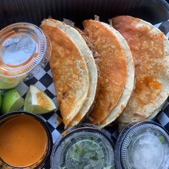 Birria Cisneros - Tacos - Street Vendors Near Me