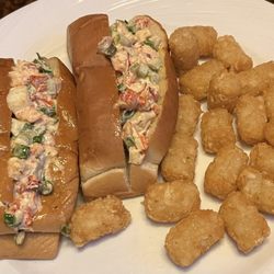 The Lodge at Grand Teton - Lobster rolls with tater tots