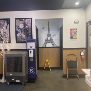 Paris Baguette - Bathroom - Bakeries Near Me - McLean, Virginia Paris Baguette - Bathroom - Bakeries Near Me - McLean, Virginia