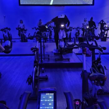 EōS Fitness - It's a vibe. - Gyms Near Me - Tempe, Arizona EōS Fitness - It's a vibe. - Gyms Near Me - Tempe, Arizona