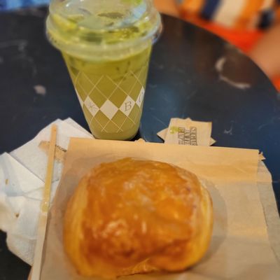 Bovaconti Coffee by null