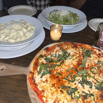 Uva - Gnocchi di Ricotta, Cavatelli al fior di Pesto, Pizza Sfiziosa - Italian Near Me - New York, New York Uva - Gnocchi di Ricotta, Cavatelli al fior di Pesto, Pizza Sfiziosa - Italian Near Me - New York, New York