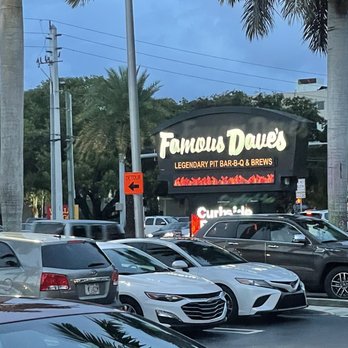 Famous Dave's - Barbeque Near Me - Doral, Florida