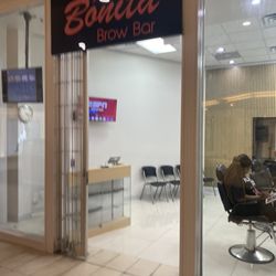 Bonita Brow Bar - Employees?