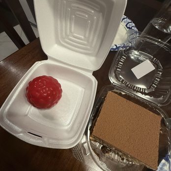 Yafa Golden Coffee - Cake Tiramisu - Coffee & Tea Near Me - Noblesville, Indiana