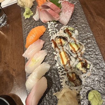 Sapps Uws - Sushi sashimi deluxe - Japanese Near Me - New York, New York