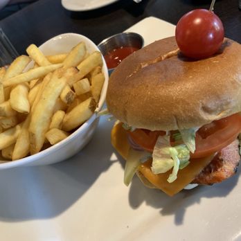 Country Meadows Golf Course - Wild Salmon Burger with Fries - Golf Near Me - Richmond, British Columbia