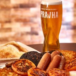 Harrisons Bar & Kitchen - Home of the fab four breakfast.
4 of each - eggs, sausages, bacon, hash browns, beans, toast and black pudding. Could you finish one?
