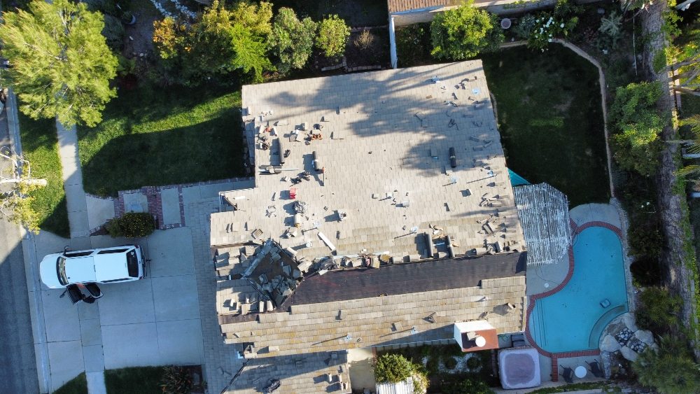 Slide of Optimum Roofing