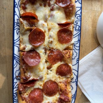 PressHouse - The Italian Flatbread - American Near Me - Collinsville, Illinois PressHouse - The Italian Flatbread - American Near Me - Collinsville, Illinois