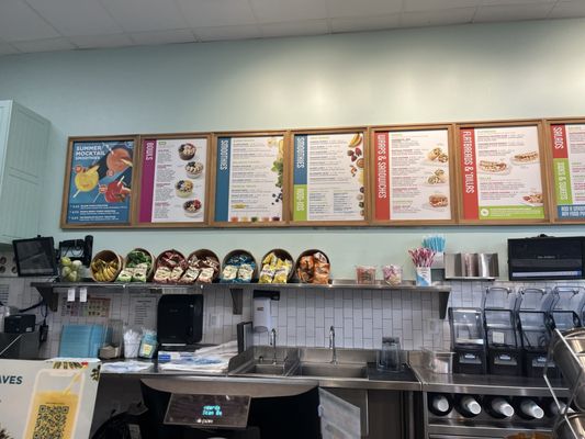 Tropical Smoothie Cafe by null