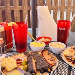 Smokin' Joe's Ribhouse
