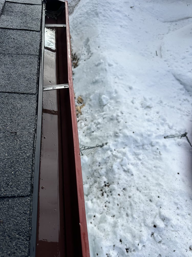 Slide of Arctic Eagle Property Maintenance