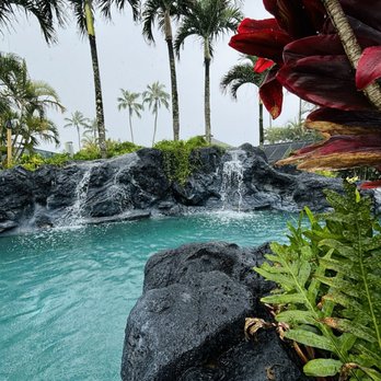 Cliffs at Princeville - Daytime pool - Vacation Rentals Near Me - Princeville, Hawaii