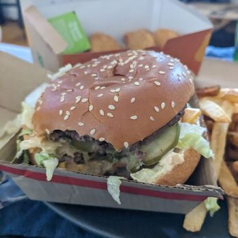 McDonald's - Big Mac - Fast Food Near Me - Brockton, Massachusetts McDonald's - Big Mac - Fast Food Near Me - Brockton, Massachusetts