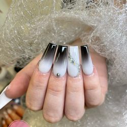 Trending Nail Spa