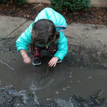 West Suburban Temple Har Zion - "The world is mud-luscious and puddle-wonderful." -e. e. cummings - Preschools Near Me - River Forest, Illinois West Suburban Temple Har Zion - "The world is mud-luscious and puddle-wonderful." -e. e. cummings - Preschools Near Me - River Forest, Illinois
