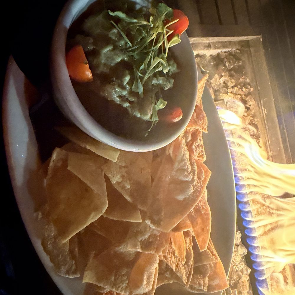 Azotea - Guac and chips - Wine Bars Near Me - Livermore, California