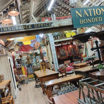 Aurora Mills Architectural Salvage - Antiques Near Me - Aurora, Oregon Aurora Mills Architectural Salvage - Antiques Near Me - Aurora, Oregon