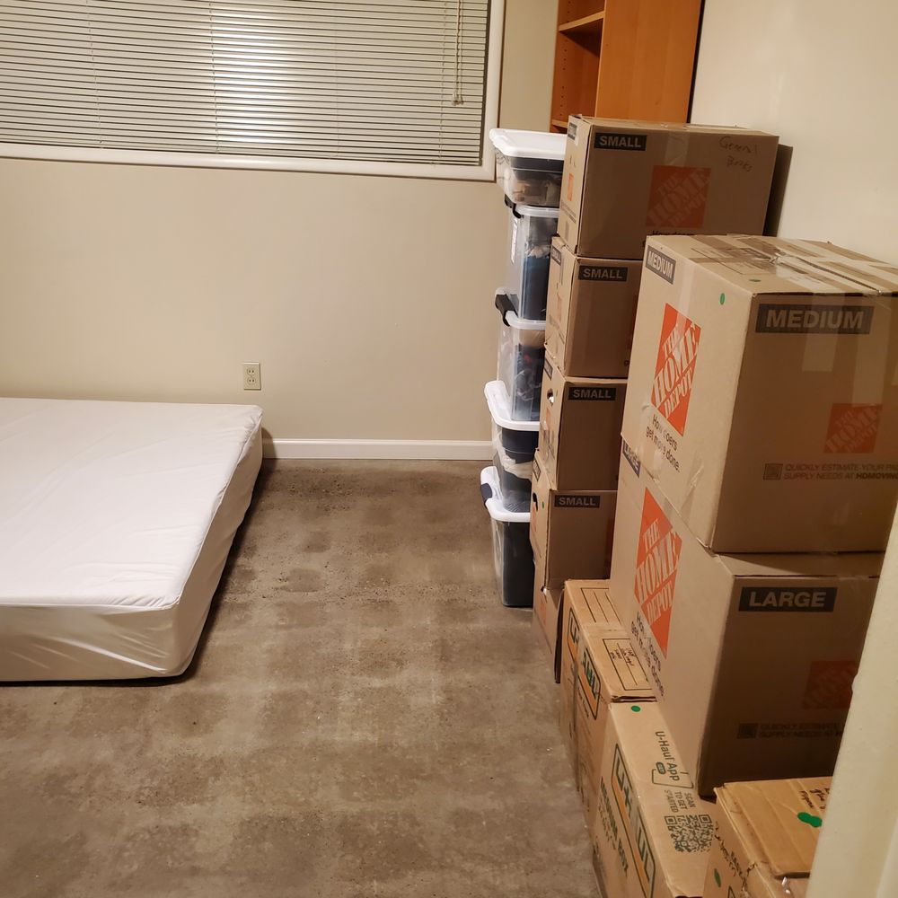 MoveTeks - Neatly stacked right where we wanted them - Movers Near Me MoveTeks - Neatly stacked right where we wanted them - Movers Near Me