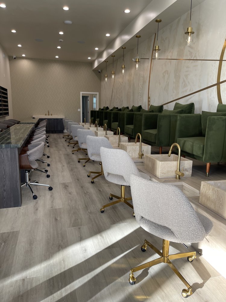 PAINTED PRETTY NAIL BAR Request an Appointment 13605 Ventura Blvd