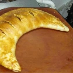 Antonino's Pizza - EL CALZONAZOS DE ANTONINOS PIZZA DE PUERTO RICO.