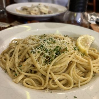 The Old Spaghetti Factory - pasta with clams - Italian Near Me - Vancouver, British Columbia The Old Spaghetti Factory - pasta with clams - Italian Near Me - Vancouver, British Columbia