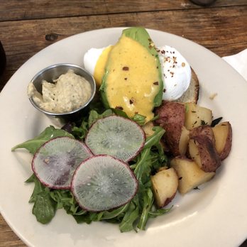 Simple Cafe & Restaurant - Poached eggs with hollandaise - New American Near Me - Brooklyn, New York