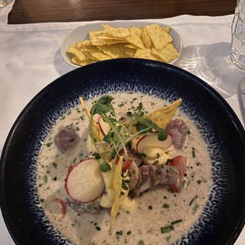 FLOW - Tuna ceviche - Mediterranean Near Me - Porto, 13