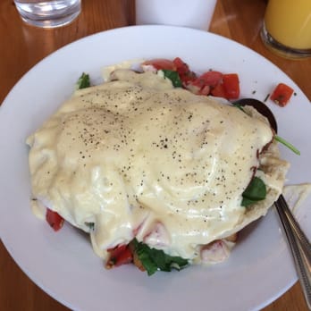 Gutiz - Eggs Benedict - delicious! - Breakfast & Brunch Near Me - Taos, New Mexico Gutiz - Eggs Benedict - delicious! - Breakfast & Brunch Near Me - Taos, New Mexico
