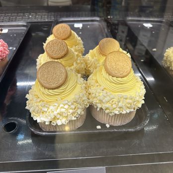 Kroger - In the wrong spot but these looked so damn delicious - Drugstores Near Me - Magnolia, Texas Kroger - In the wrong spot but these looked so damn delicious - Drugstores Near Me - Magnolia, Texas